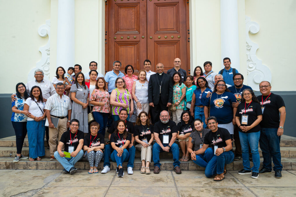 Encuentro de movimientos de matrimonio y familia con la Comisión de Familia y Vida