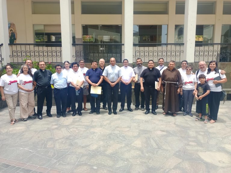 Reuniones de Pastoral Familiar: Un Camino hacia la Unidad y el Fortalecimiento de la Familia